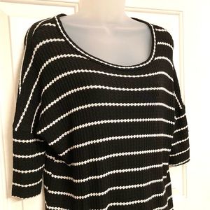NWT Chasor Black Top with White Thin Stripe Detail, Size Small
